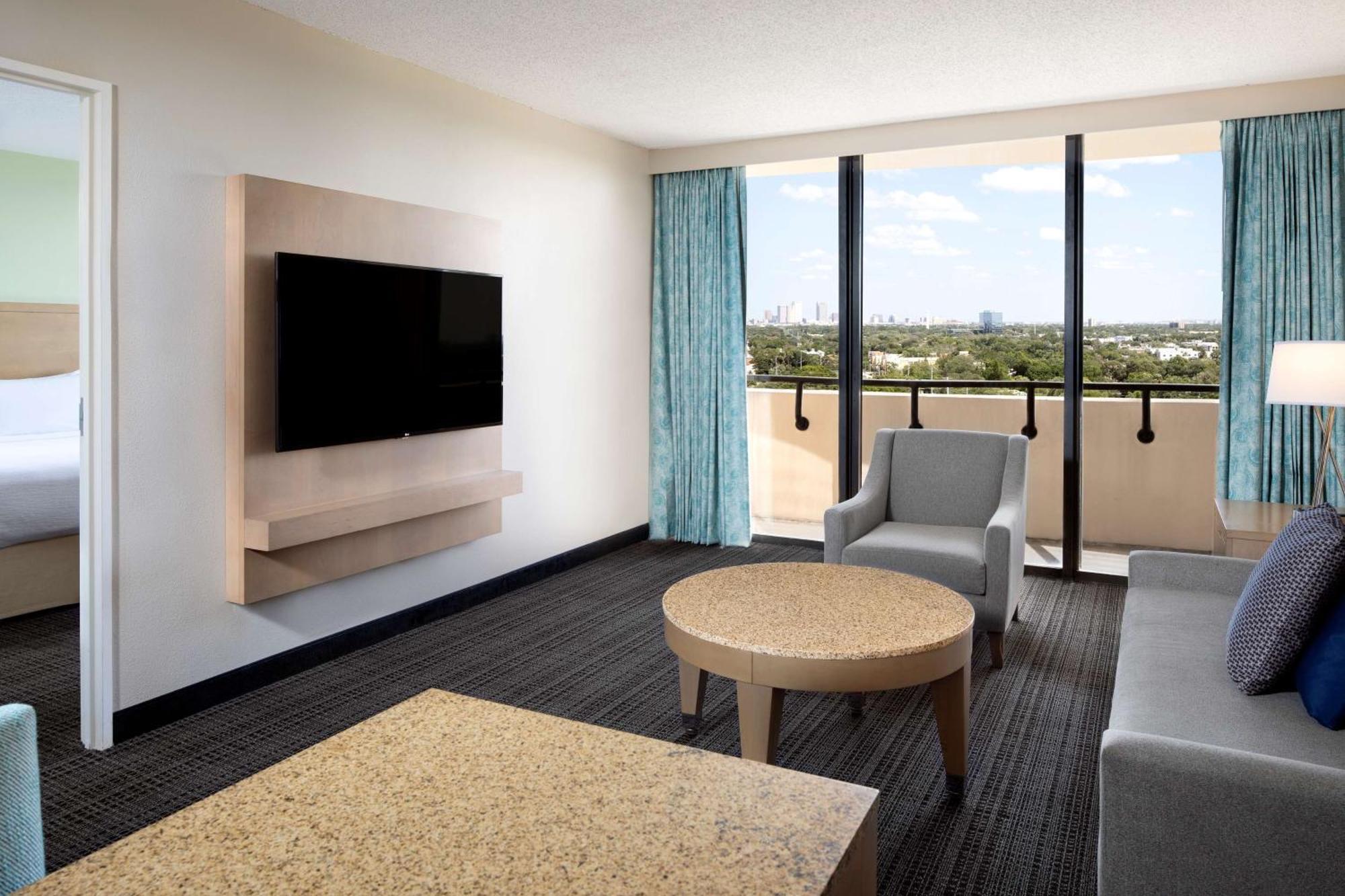 Embassy Suites By Hilton Tampa Airport Westshore Exterior foto